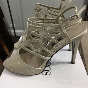 Caparros Nude Glimmer Shoe, Size 9.5